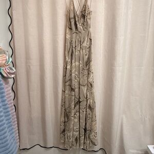 ASTR the Label Taupe Floral Crisscross Back Maxi Dress M